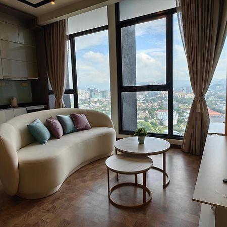Expressionz Designer Suites Host By Aurora Premium Stay Kuala Lumpur Buitenkant foto