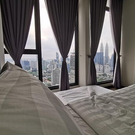Expressionz Designer Suites Host By Aurora Premium Stay Kuala Lumpur Buitenkant foto