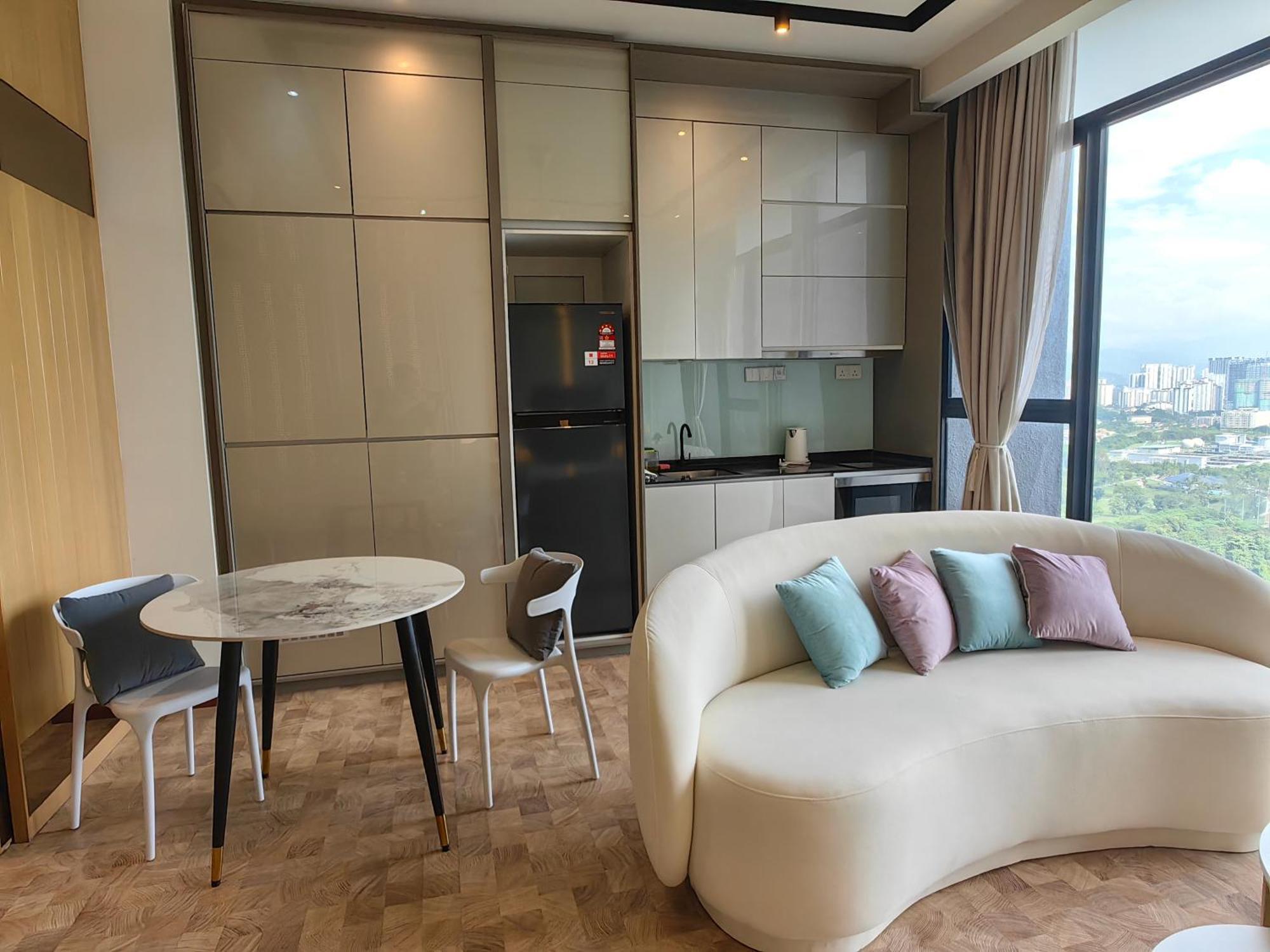Expressionz Designer Suites Host By Aurora Premium Stay Kuala Lumpur Buitenkant foto