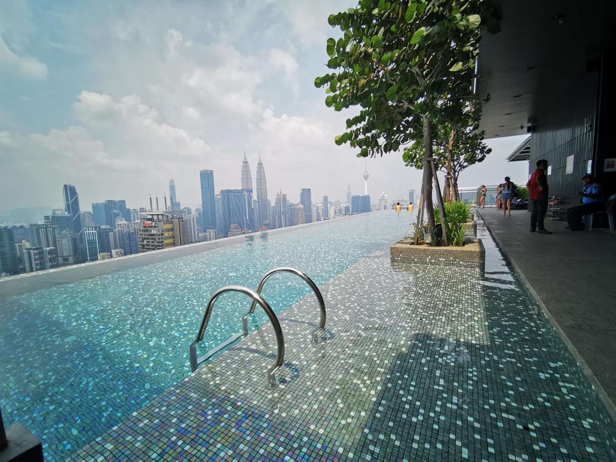 Expressionz Designer Suites Host By Aurora Premium Stay Kuala Lumpur Buitenkant foto